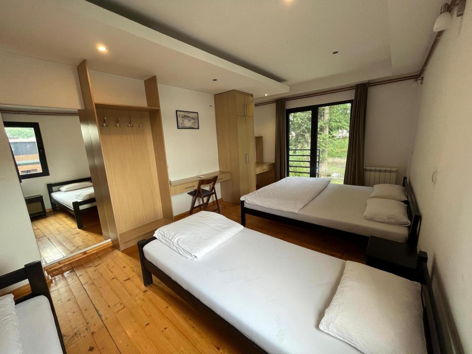 B&B Botel Charlie Belgrad Rum bild